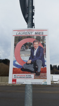 Plakat Mies mit SPD-Unterstützung